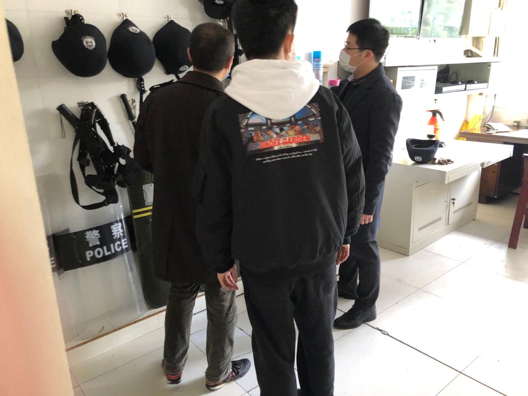 被传辞退的小西天保安重返岗位，背后的故事展现温暖人心时刻