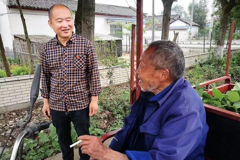 持菜刀伤人者的神经内科就诊步骤指南，从初次症状到治疗的过程解析