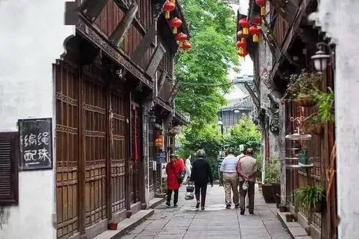巷弄深处的独特小店之旅，以友为桥，以心相交
