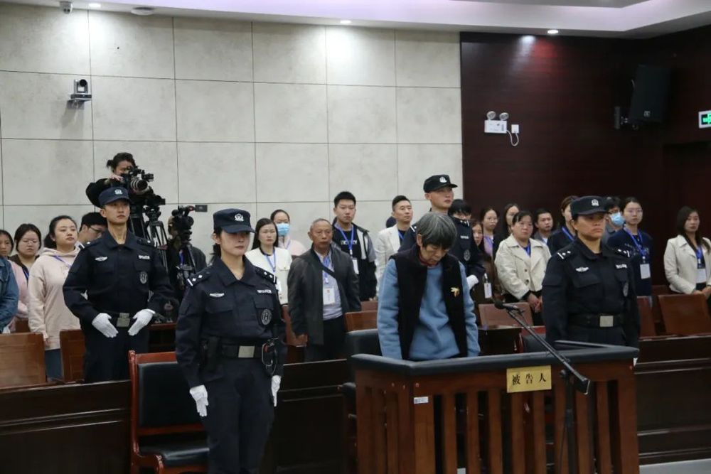 余华英拐卖儿童案重审一审宣判，正义终将彰显的胜利之路