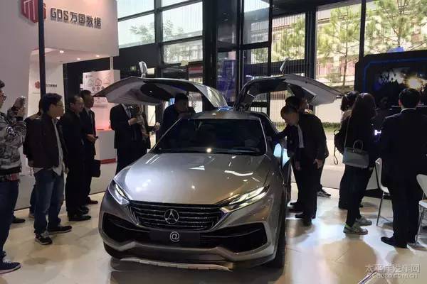 2024新澳门正版免费资本车,最佳精选解释_速达版LAR452.85