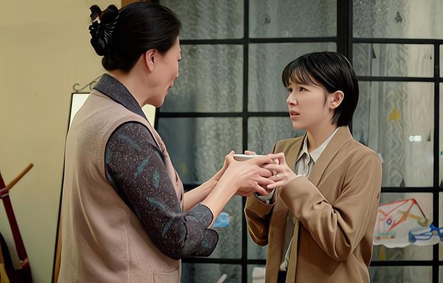 揭秘相亲陷阱，女硕士万元投入竟遇已婚男，科技揭示真相重塑相亲体验！