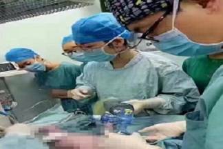 双胞胎死亡背后的故事，护士的几轮检查与温馨的哀歌