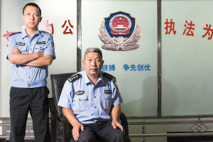 警虎于涛牵扯四大家族案，内心平静的冒险之旅