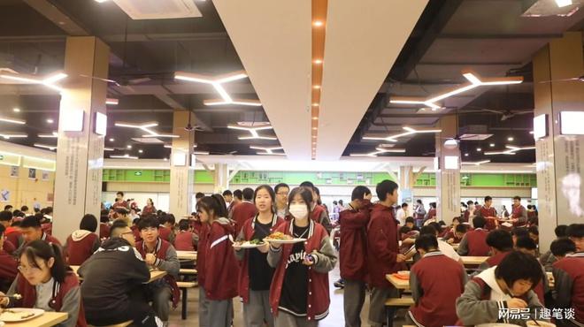 带饭学生进食堂问题（或教育局回应）