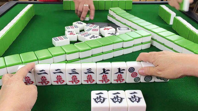 麻将最新，桌上的温情与陪伴之道