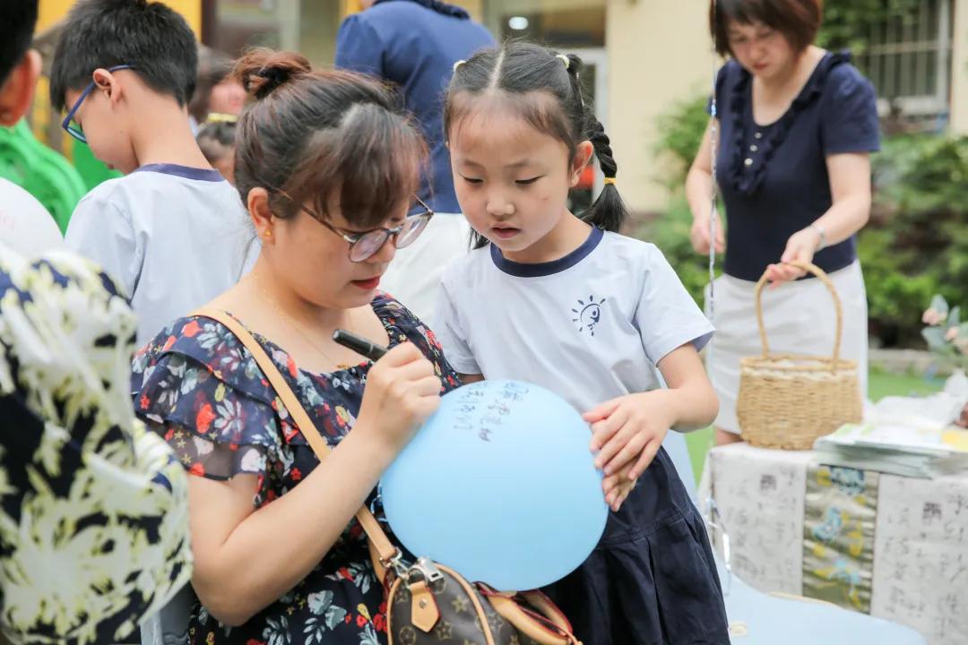 最新电影名字，梦想启航的见证——自信与成长之路