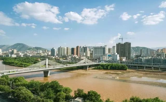 时代枢纽与历史见证者更新