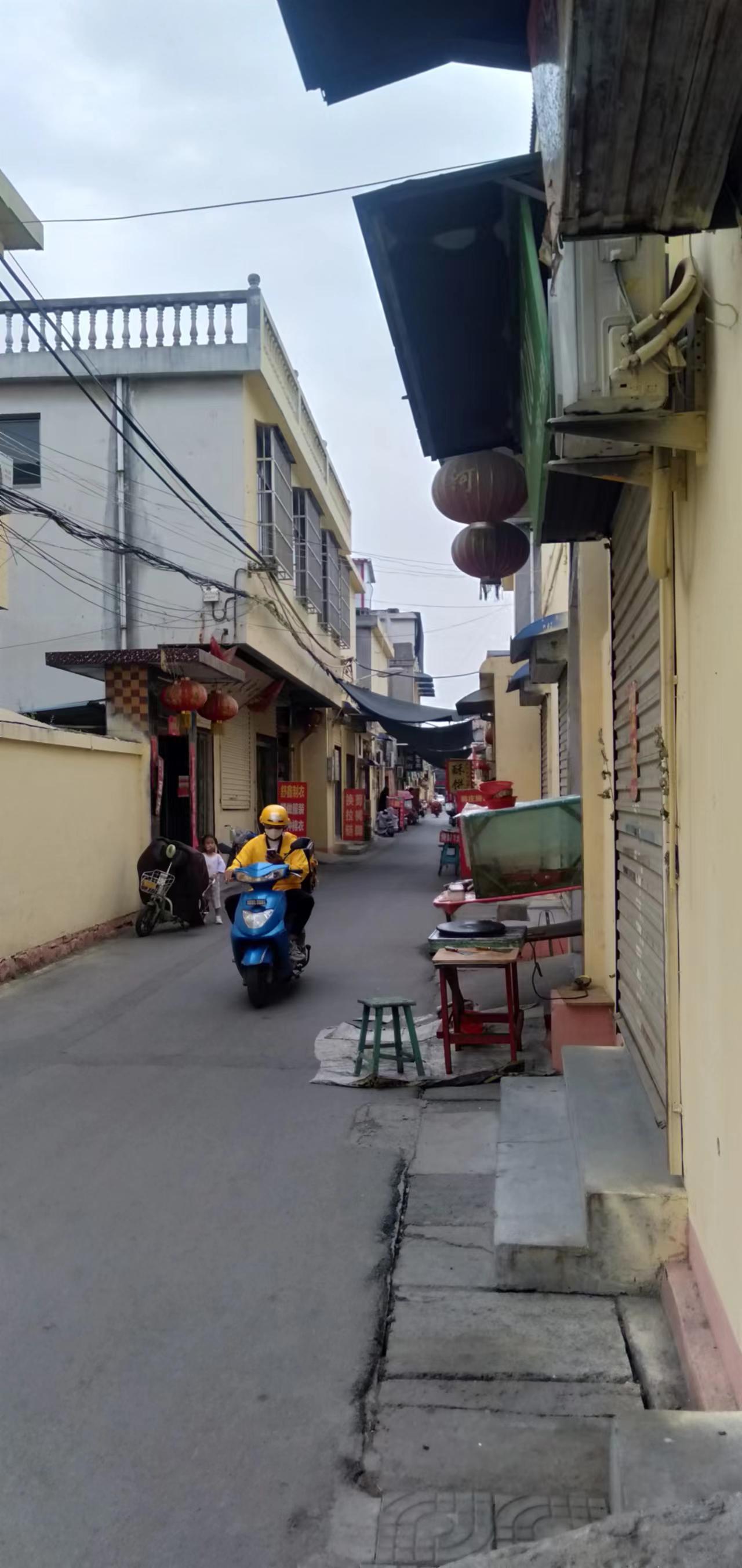 微山最新招聘信息揭秘，小巷深处的职业机遇