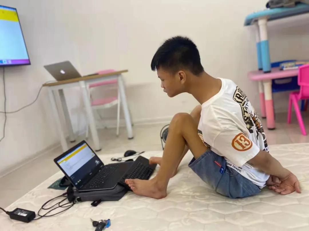 刷砖最新代码，一段温馨的编程之旅探索