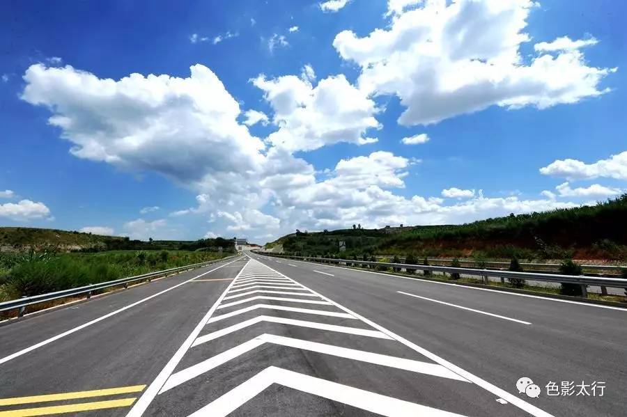 高沁高速公路最新动态与小巷惊喜探索揭秘
