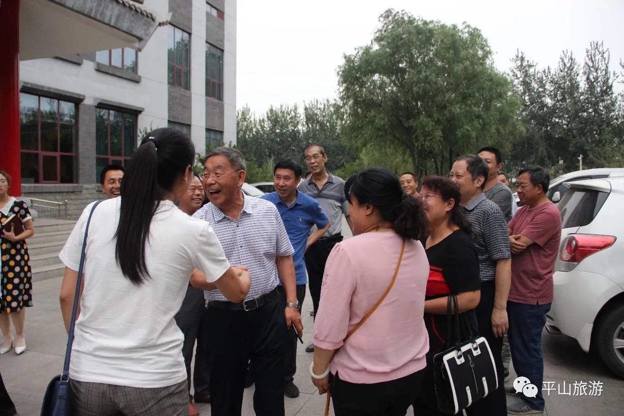 多元视角下的观点碰撞，平山吧最新消息聚焦李赶坡热议
